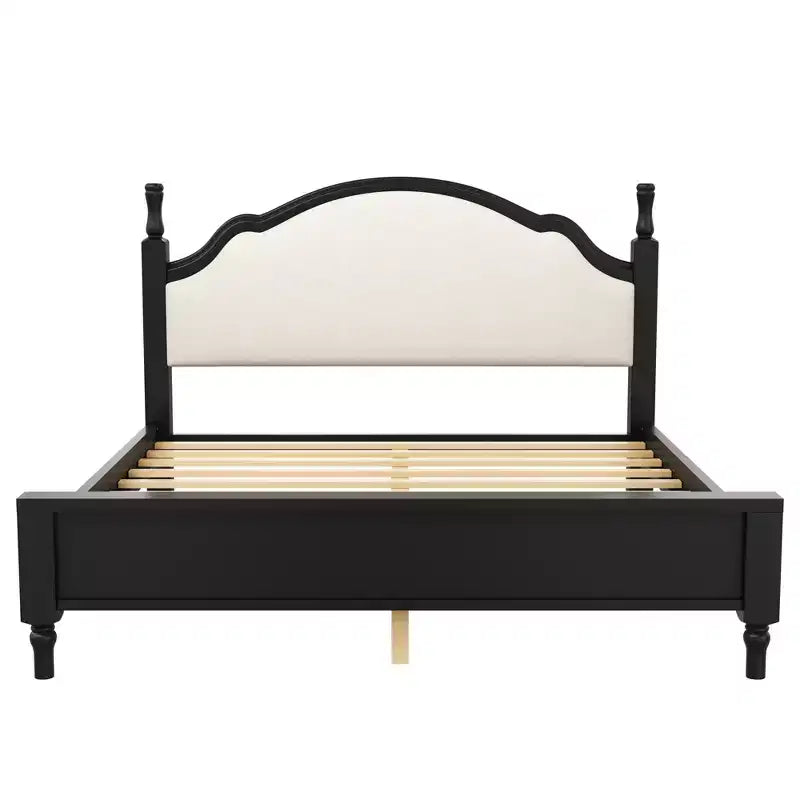 Lit plateforme en bois avec tête de lit capitonnée