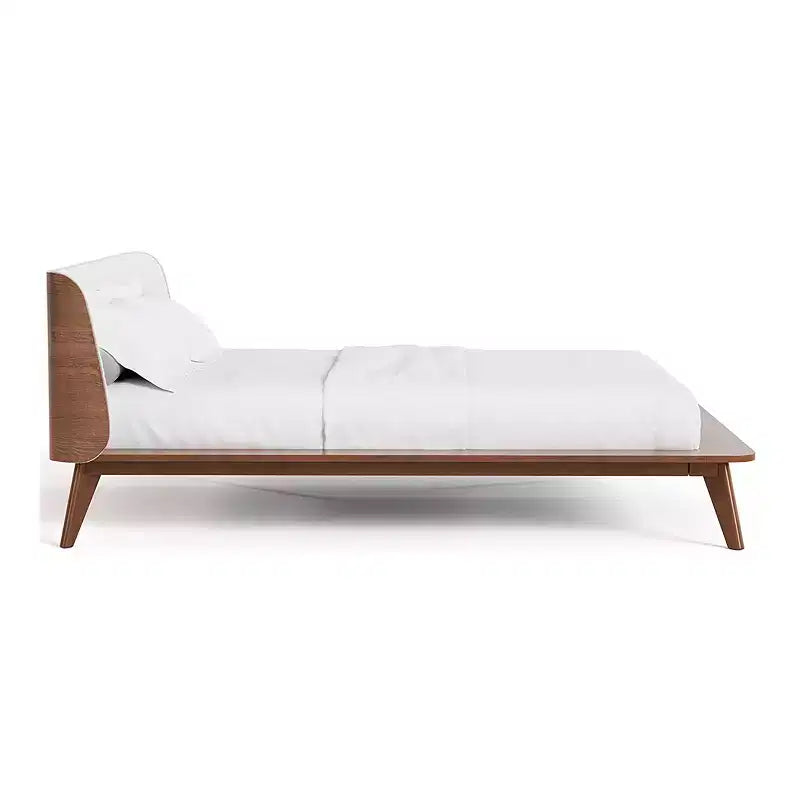 Tête de lit courbée en boucle noyer, lit plateforme profil bas, style moderne du milieu du siècle